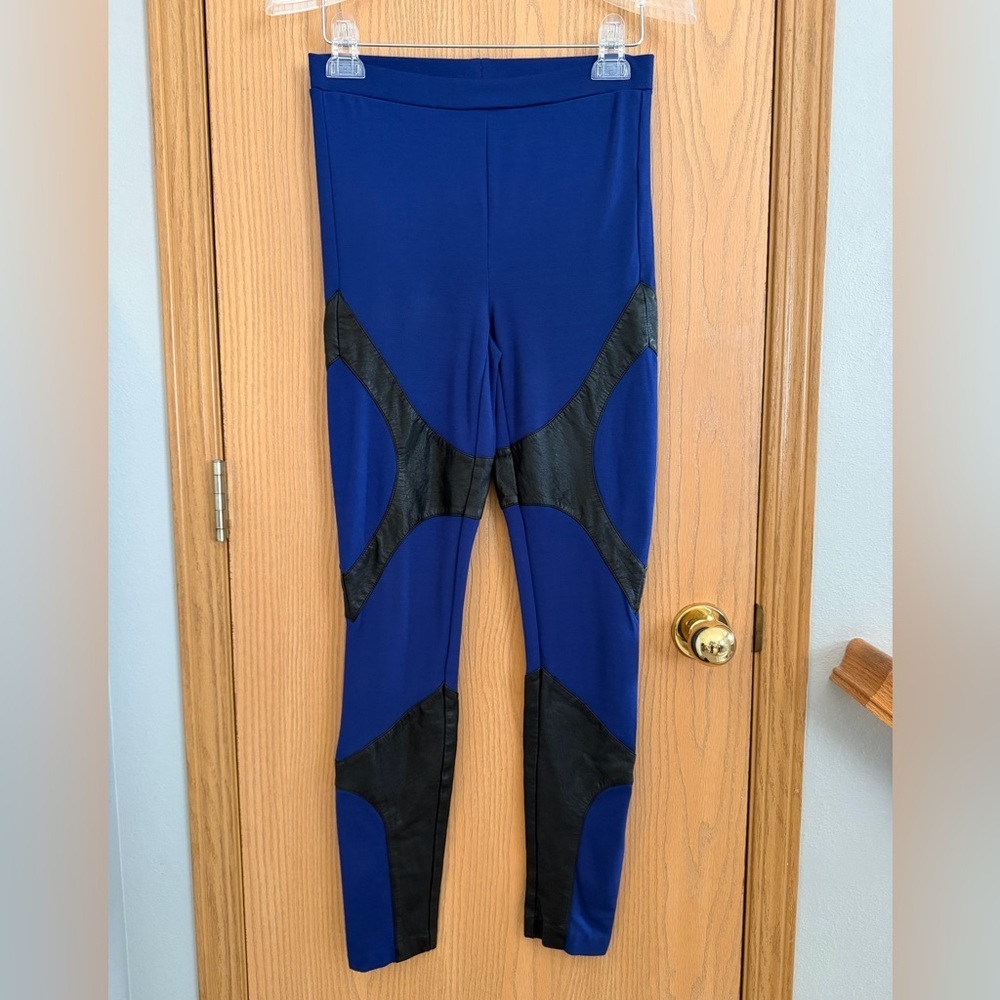 VENUS Chic Blue Black Faux-Leather Panel Athleisure Full Leggings Women’s Size 4